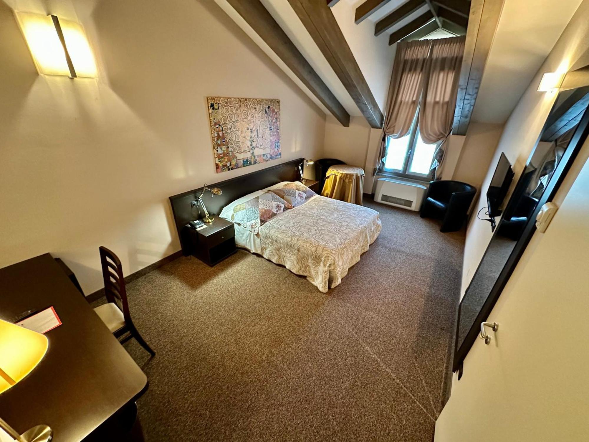 Hotel Malpensa Inn Aereoporto Tornavento  Buitenkant foto